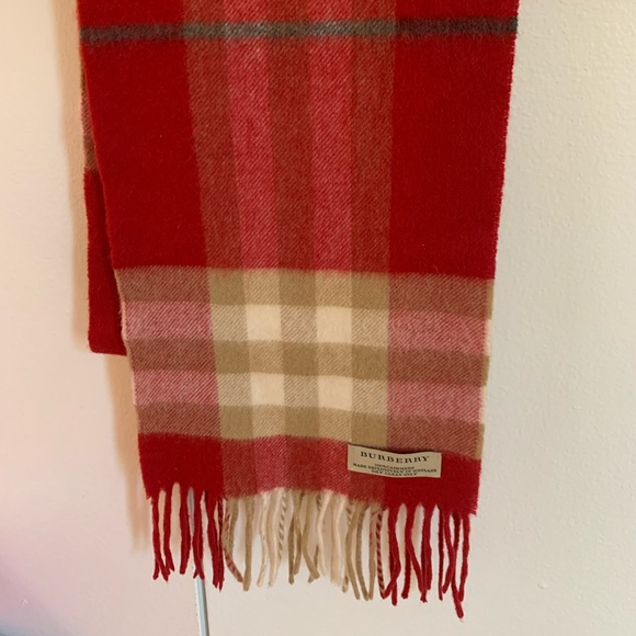 Burberry Classic Check Cashmere Scarf - Picture 1 of 6